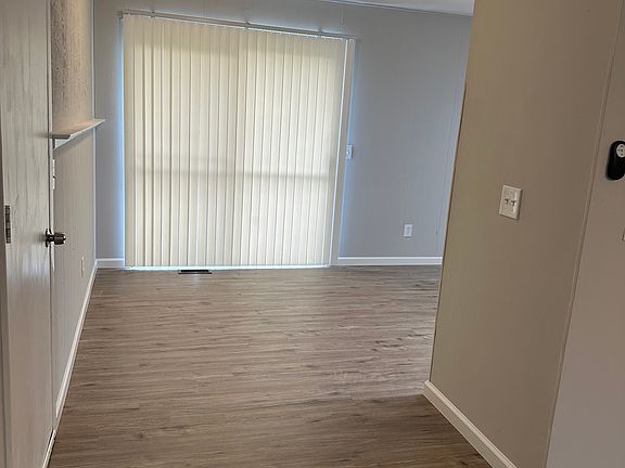 2nd image of 5004 Hoover Ave