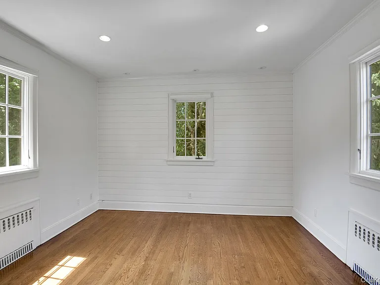 46 Fenimore Rd — Photo 32