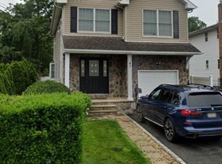 47 Central Ave, Westbury, NY 11590