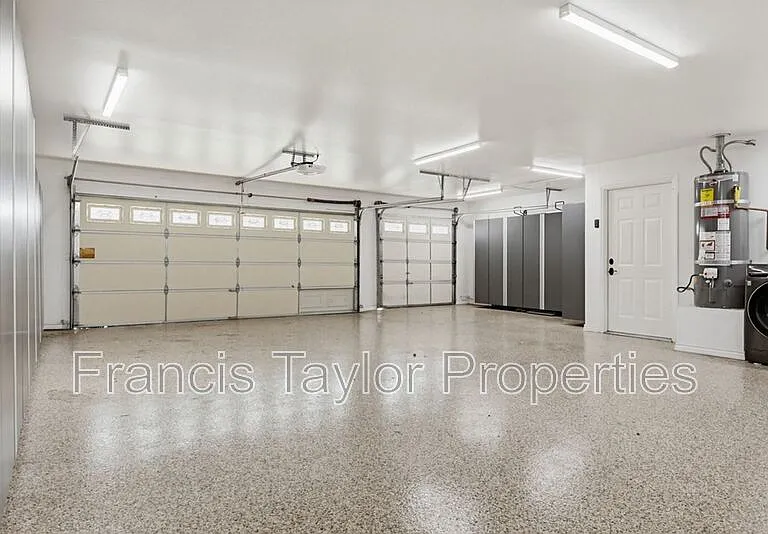 29059 Meadow Glen Way W — Photo 32