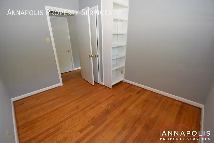 747 Warren Dr — Photo 10