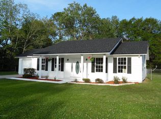 329 Jerry Cir, Macclenny, FL 32063