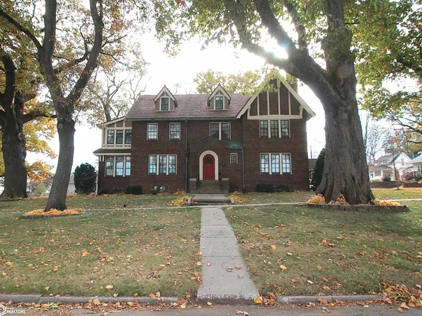 222 W Grant St, Clarinda, IA 51632