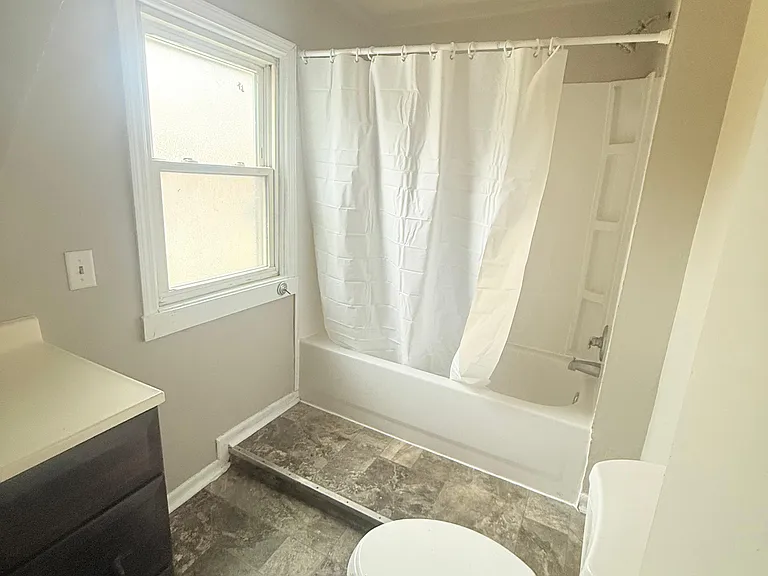 4417 Aldrich Ave N — Photo 12