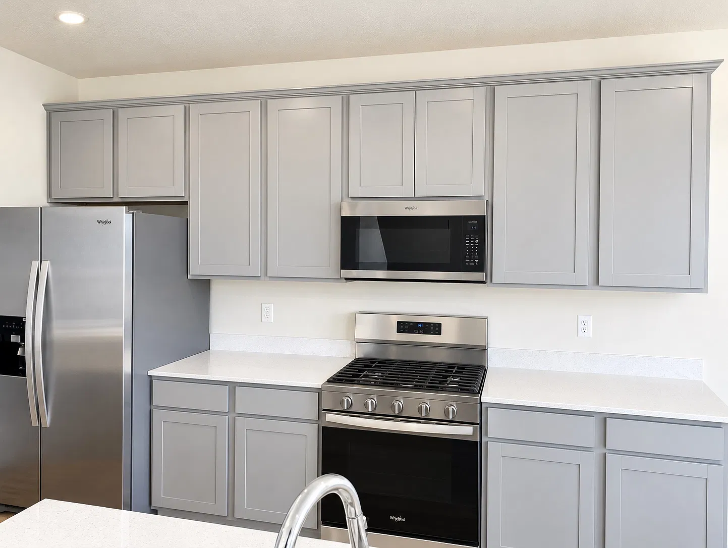 4 bed, 2.5 bath, 2600 sqft, $2,775 — Photo 4