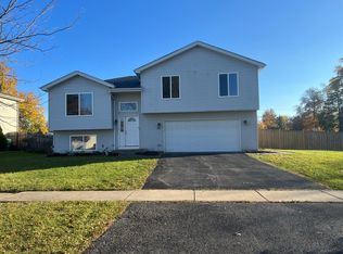 2204 Basswood Rd, Joliet, IL 60432