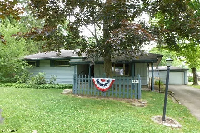 355 Forest Ave photo 1