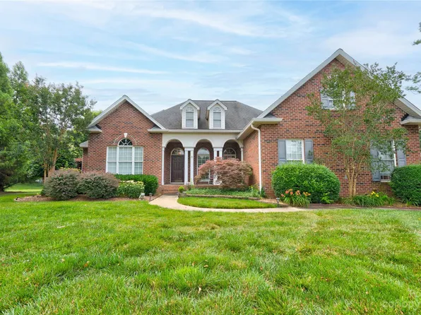 707 Cedar Hill Dr, Shelby, NC 28152