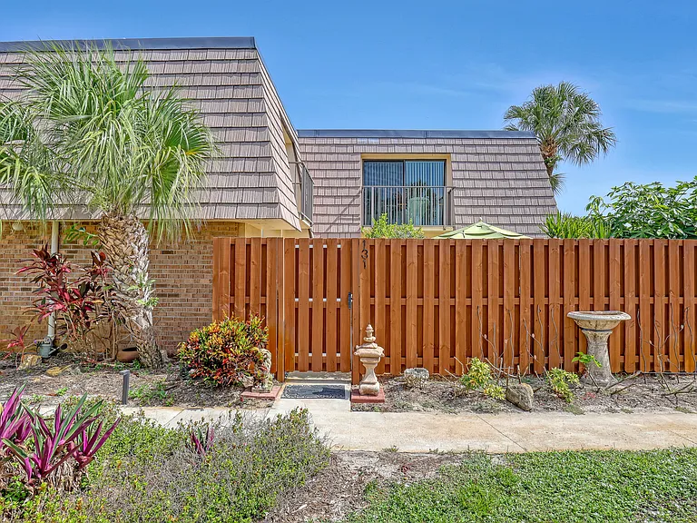 131 Ocean Cove Dr — Photo 23