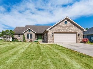 2404 N Benton Rd, Muncie, IN 47304