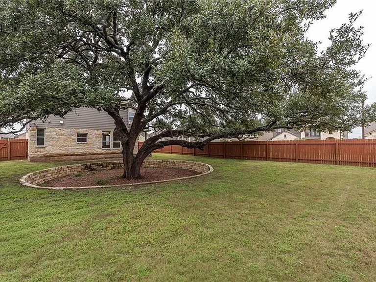 11600 Sewickley Ct S — Photo 36