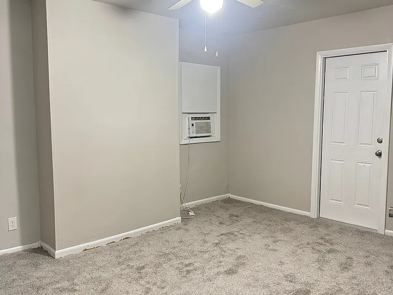 2304 Grand Ave (K&Z) - 1 — Photo 9