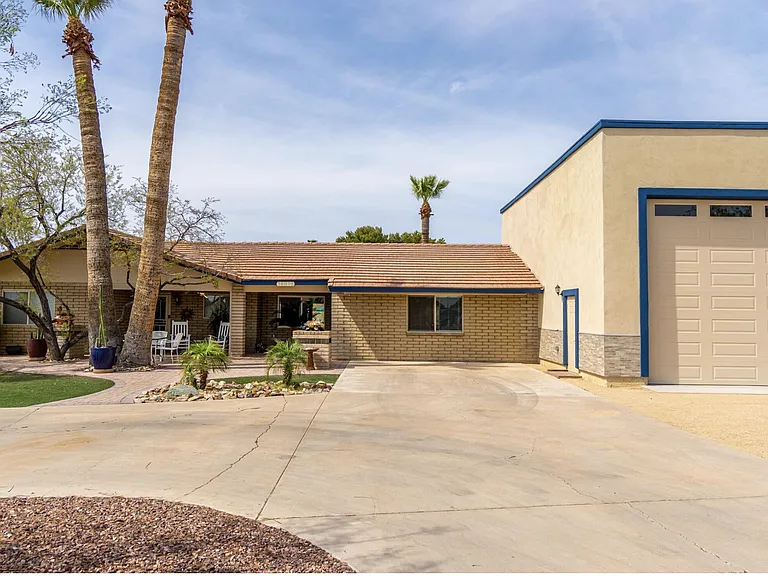 18026 N Everson Dr — Photo 3