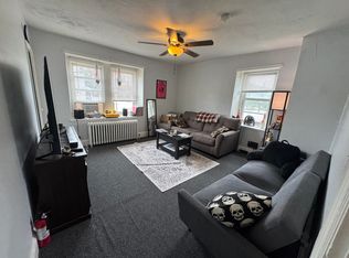 359 W Elm St #2F, Conshohocken, PA