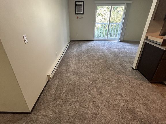 5th image of 419 E Hawthorne Rd #755d5cfcb