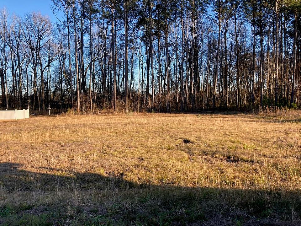 1st image of 300 Summerfield Dr