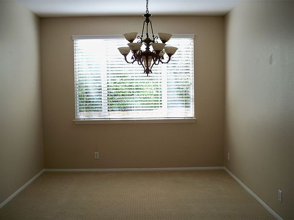 5th image of 28302 Berylwood Pl