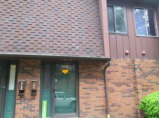 4762 Shell Ct S, Columbus, OH 43213