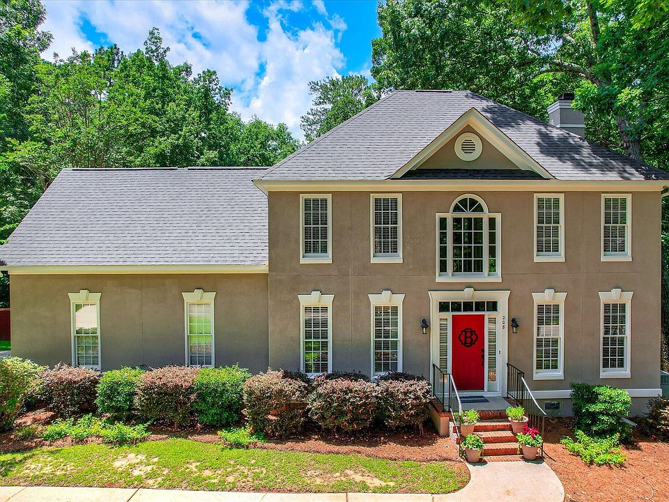 1st image of 208 Misty Oaks Ct