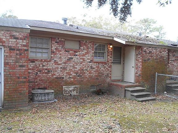 2nd image of 6904 S Kenwood Dr