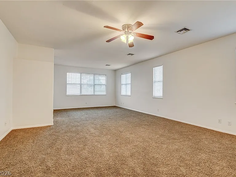 136 Ultra Dr — Photo 9