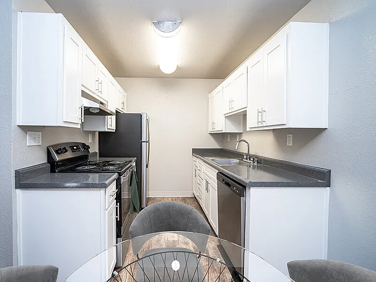 Summerwood — Photo 14
