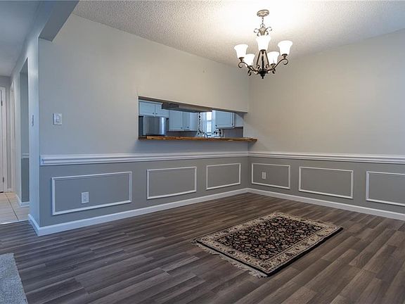 5th image of 1347 Cypress Pl