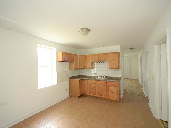 5th image of 5325 S Honore St #G