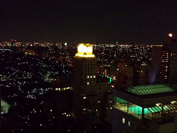 3rd image of 150-156 W 56th St APT 4101