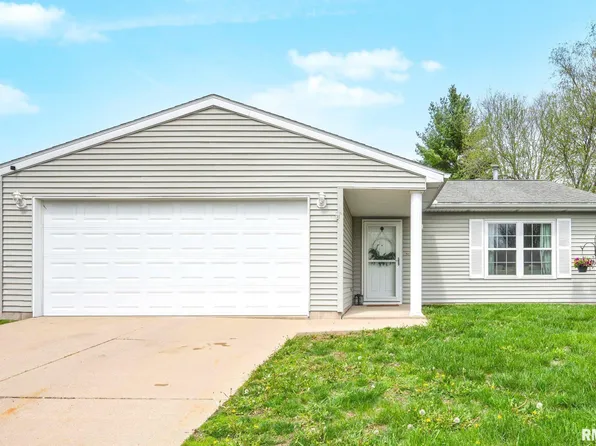 4527 W Rockwell Dr, Peoria, IL 61615