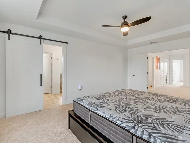 1457 W Russo Dr — Photo 17