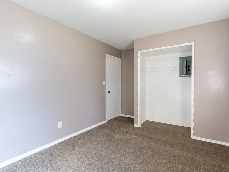 3016 SW 68th St — Photo 14