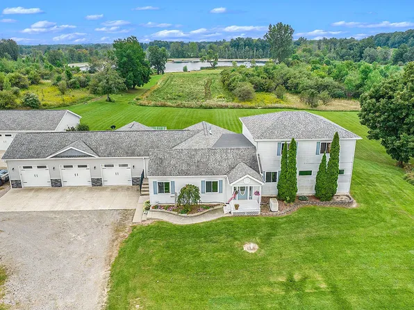 4571 W Oregon Rd, Lapeer, MI 48446