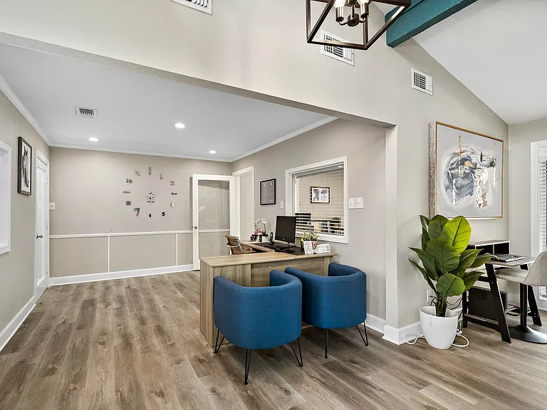 51 Ten Townhomes — Photo 13