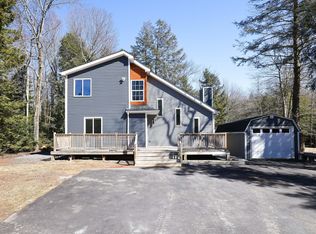 5121 Eagle Pl, Pocono Summit, PA 18346