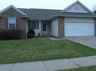 67 Stanwyck Dr, Iowa City, IA 52240