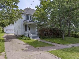 2304 Vermilion Rd, Duluth, MN 55803