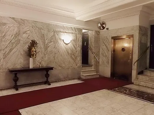 Sold by REMAX Elite | media 18