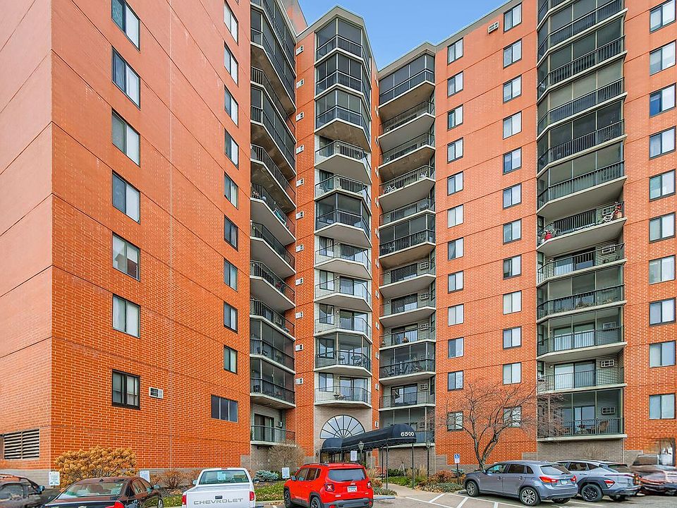 1st image of 6500 Woodlake Dr APT 401