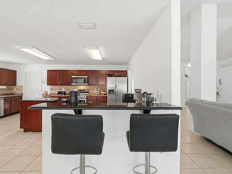 6 Reybury Ln — Photo 24