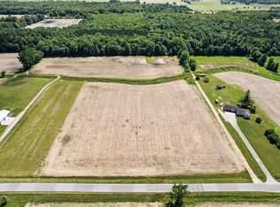 S Fenmore Rd, Merrill, MI 48637