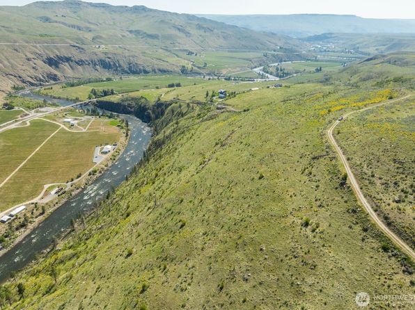 435 Hwy 153 #5, Pateros, WA 98846