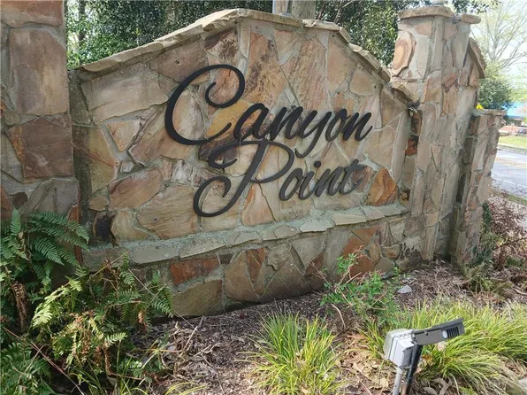 3011 Canyon Point Cir, Roswell, GA 30076
