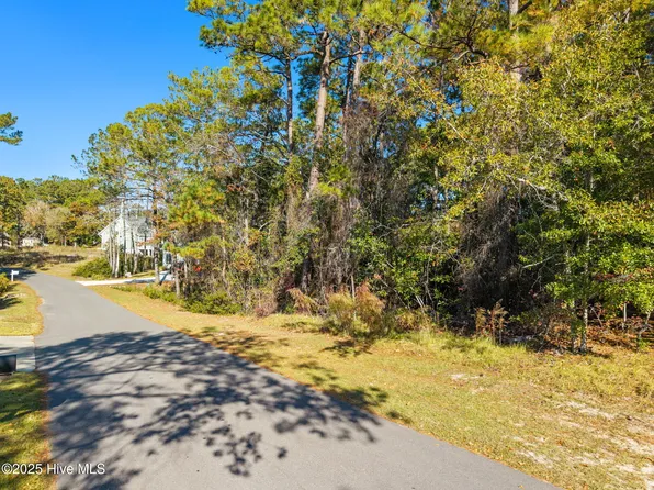 3068 River Hills Drive SW, Shallotte, NC 28470