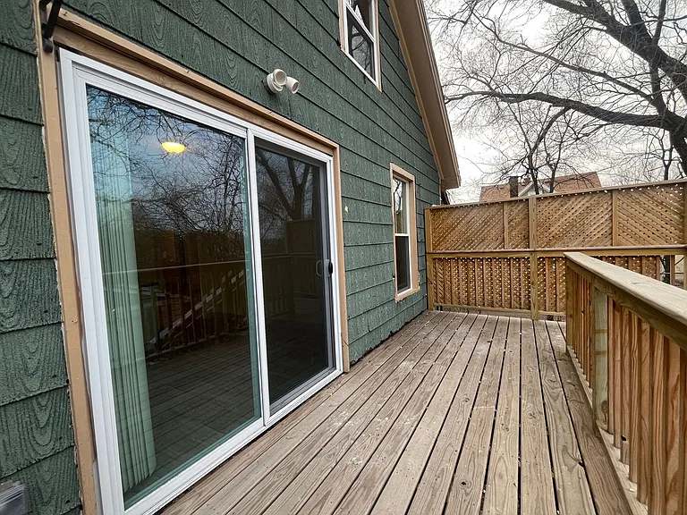 595 Park Street — Photo 19