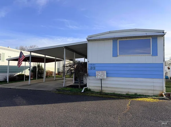 515 Warner Ave Trailer 32, Lewiston, ID 83501