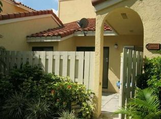 22280 Pineapple Walk Dr, Boca Raton, FL 33433