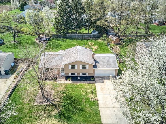 3rd image of 4644 Seminole Cir