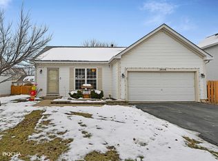 2050 Wheatfield Dr, Romeoville, IL 60446