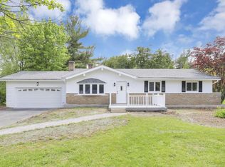 8 Summit Glen Rd, Pataskala, OH 43062